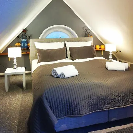 Mit Flair Apartman *